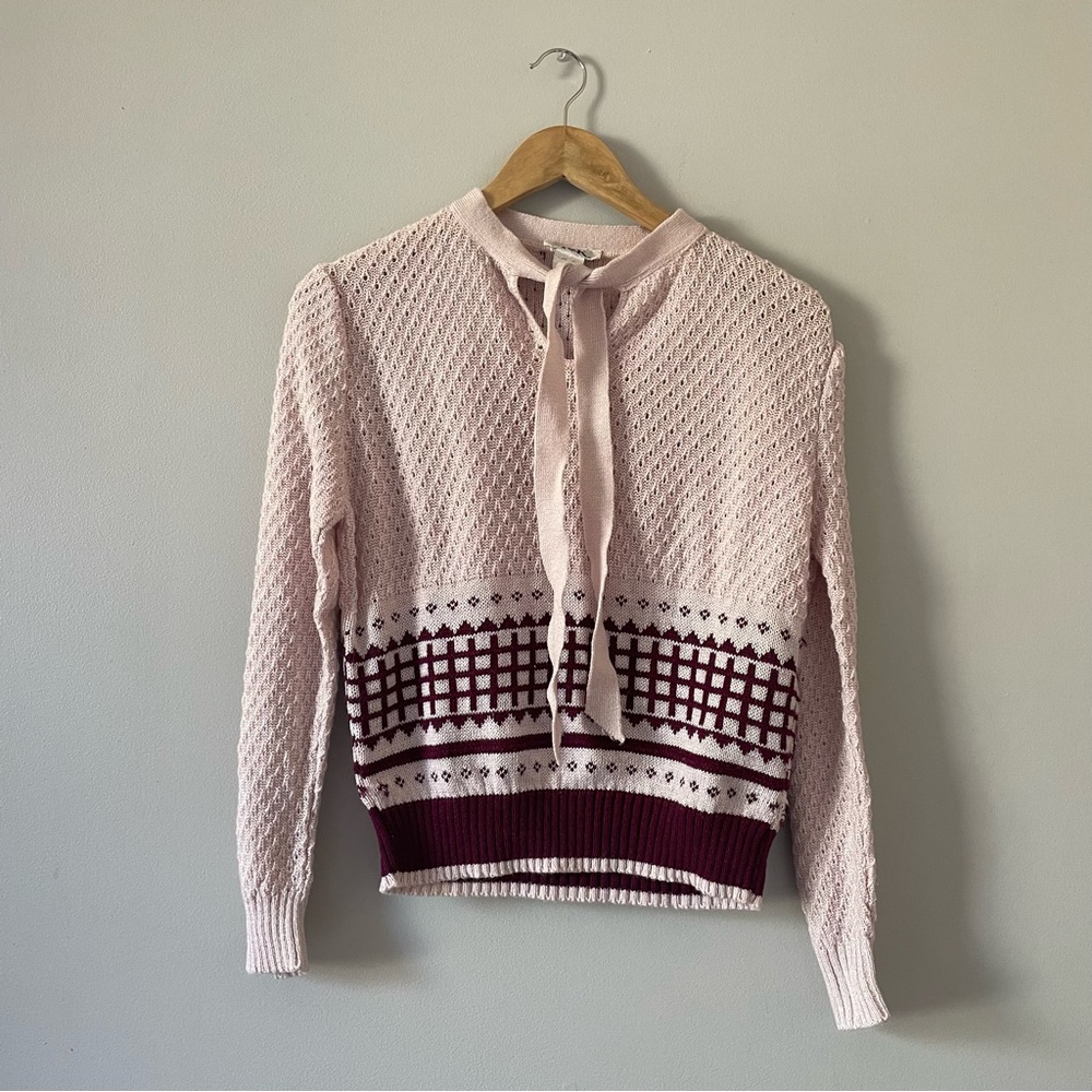 3/$20 Vintage pointelle knit dainty pink and burgundy sweater with neck tie